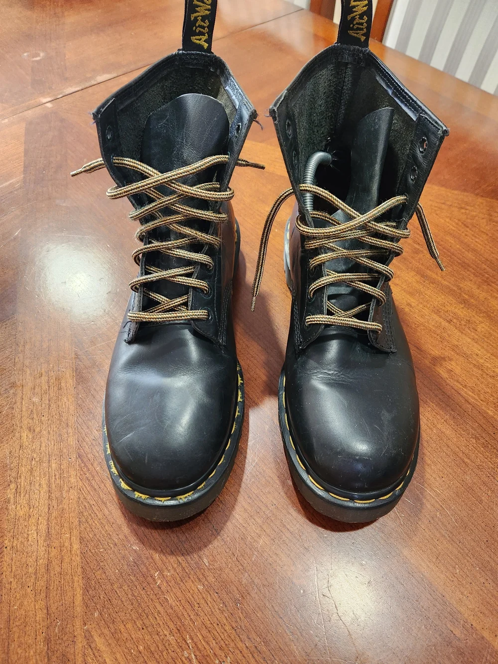 Vintage Dr. Martens Black Leather Lace-Up Boot Yellow Stitching Size 11 Men Used - Picture 4 of 11